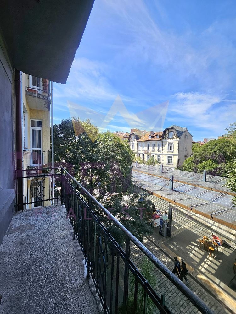 Продава 3-СТАЕН, гр. София, Център, снимка 13 - Апартаменти - 52363031