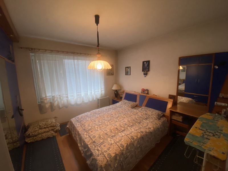 Продава МНОГОСТАЕН, гр. Карлово, област Пловдив, снимка 7 - Апартаменти - 52604771