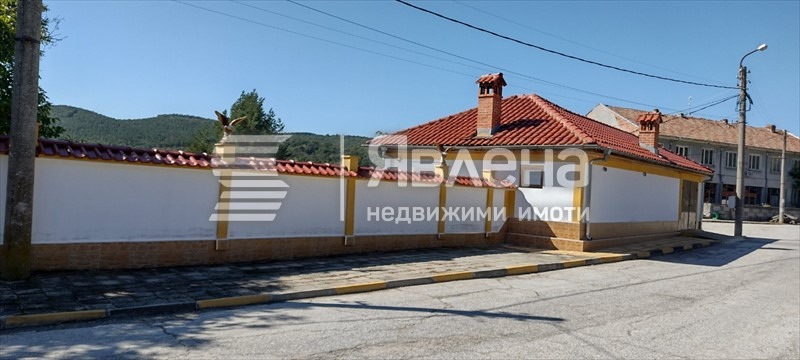 Продава  Къща, област Пловдив, с. Чехларе • при запитване • ID 21163350 — holmes.bg - [1] 