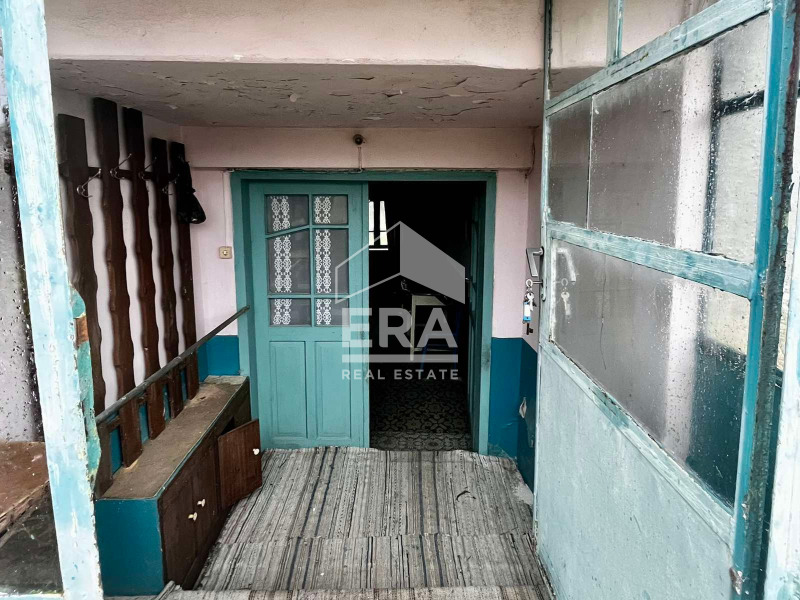 Продава КЪЩА, с. Горно Абланово, област Русе, снимка 4 - Къщи - 52444213