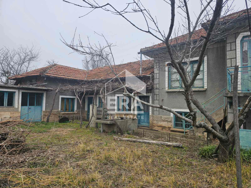 Продава КЪЩА, с. Горно Абланово, област Русе, снимка 2 - Къщи - 52444213