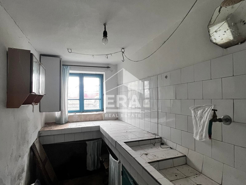 Продава КЪЩА, с. Горно Абланово, област Русе, снимка 11 - Къщи - 52444213