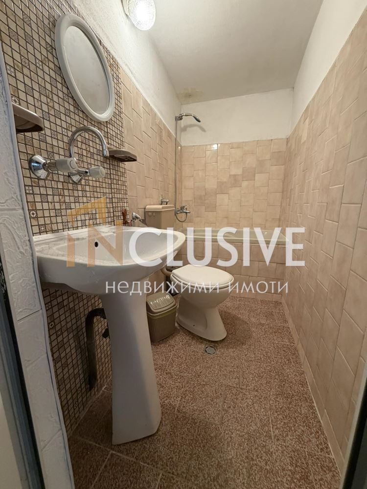 Продава КЪЩА, гр. Варна, Погреби, снимка 12 - Къщи - 53322809