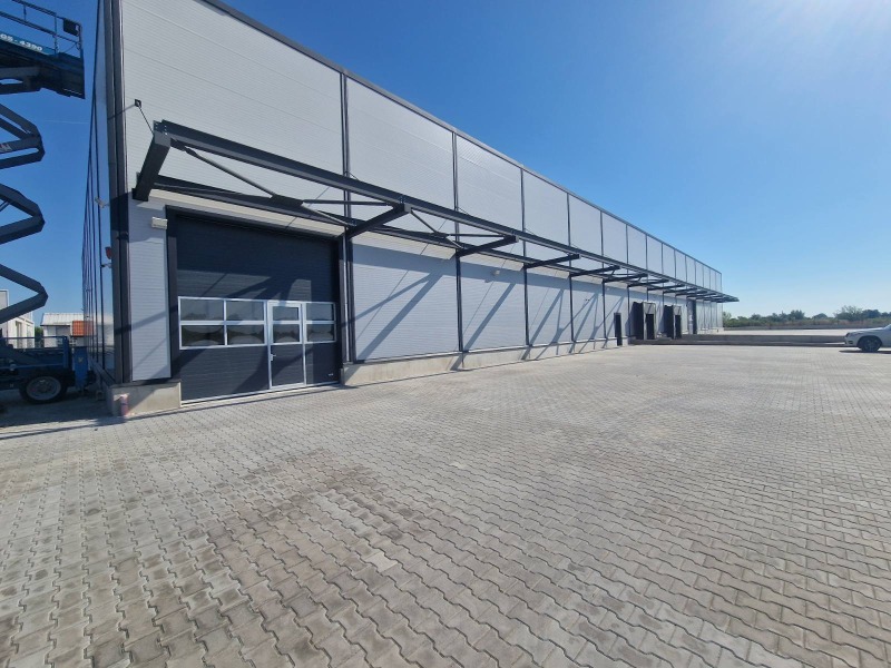 Til salg  Opbevaring Plovdiv , Industrialna zona - Sever , 3030 kvm | 31571402 - billede [6]