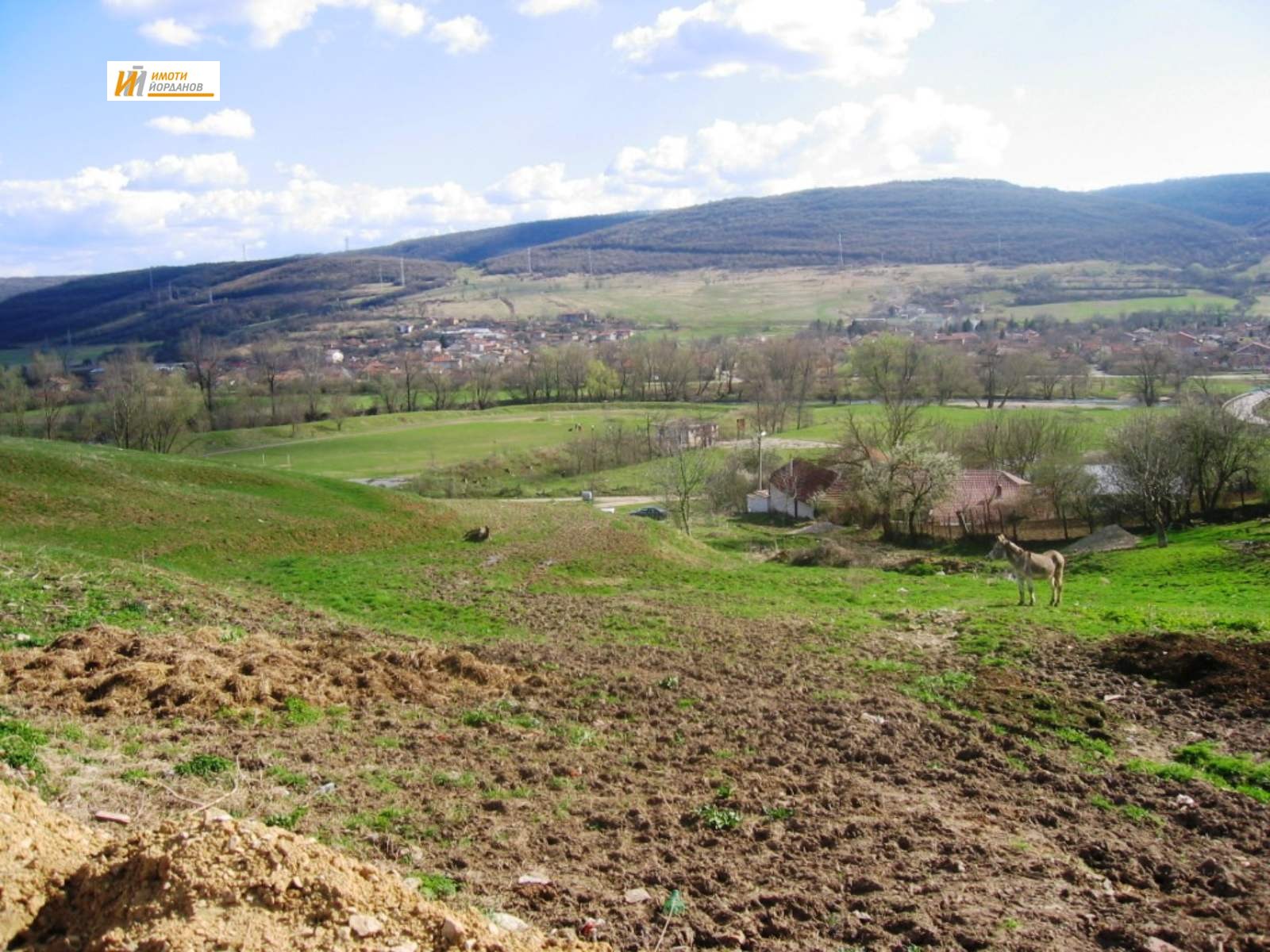 Продава ПАРЦЕЛ, с. Леденик, област Велико Търново, снимка 2 - Парцели - 54189544