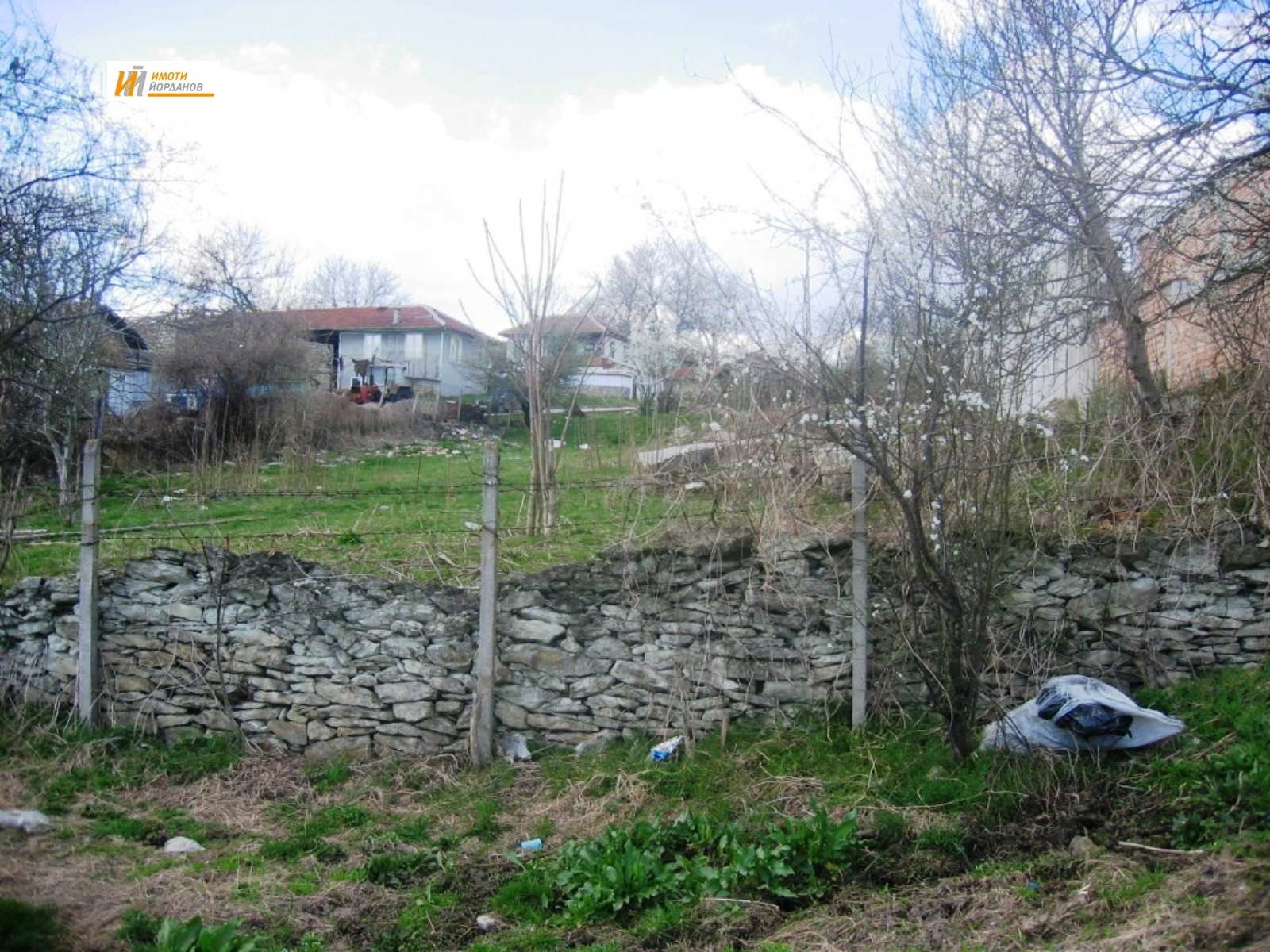 Продава ПАРЦЕЛ, с. Леденик, област Велико Търново, снимка 2 - Парцели - 54189544