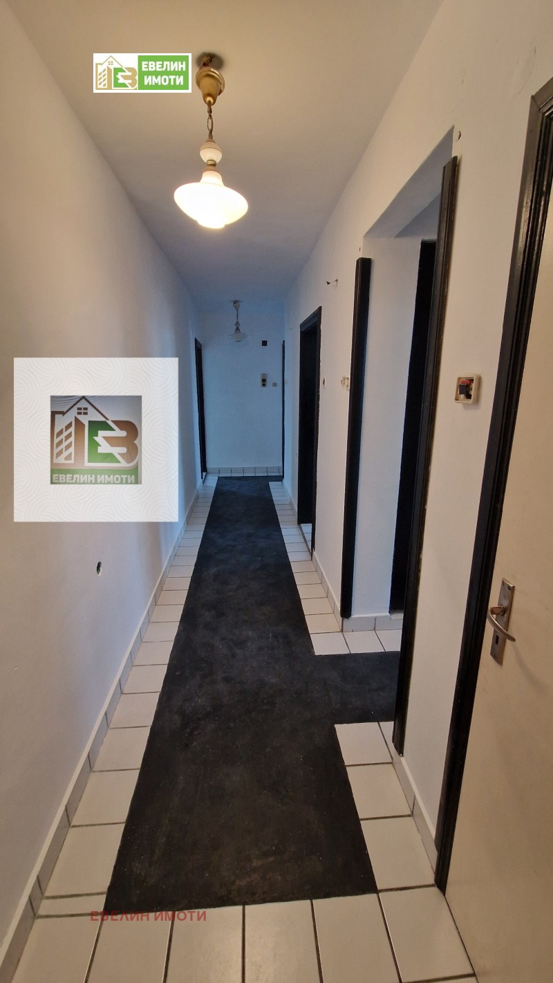 Продава 3-СТАЕН в град Русе, Родина 3 - 118 кв.м / 124 000 € » 242 522.92 лв., ЕВЕЛИН ИМОТИ