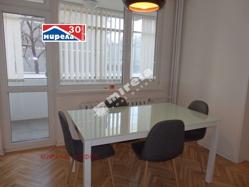 Продава 3-СТАЕН, гр. София, Медицинска академия, снимка 4 - Апартаменти - 50681358