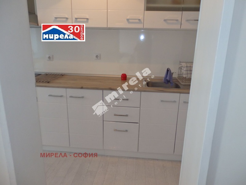 Продава 3-СТАЕН, гр. София, Медицинска академия, снимка 3 - Апартаменти - 50681358