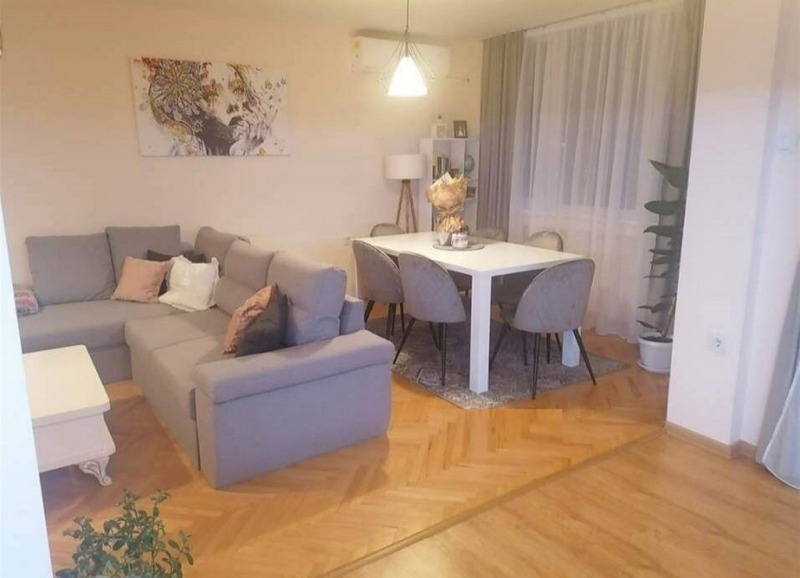 Продава 3-СТАЕН, гр. Кърджали, Център, снимка 2 - Апартаменти - 53093969