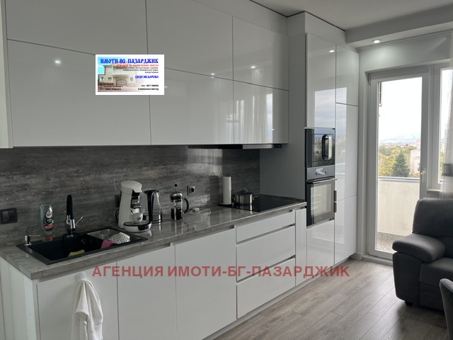 Продава 3-СТАЕН, гр. Пазарджик, Младост