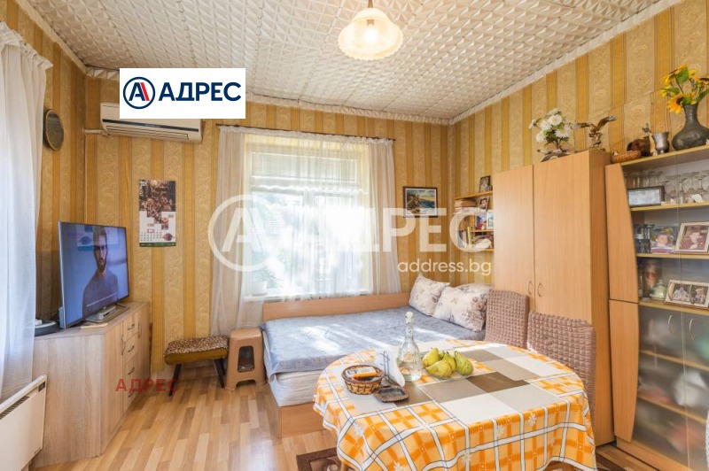 Продава КЪЩА, гр. Варна, Зимно кино Тракия, снимка 10 - Къщи - 47509849