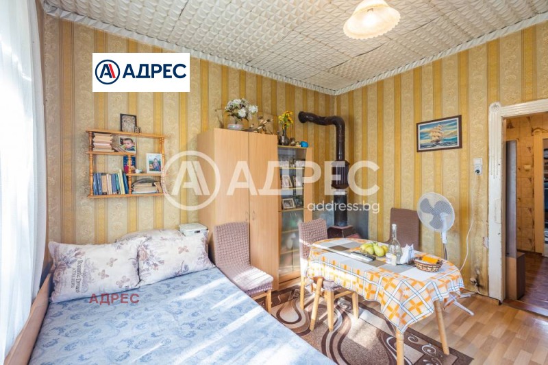 Продава КЪЩА, гр. Варна, Зимно кино Тракия, снимка 11 - Къщи - 47509849