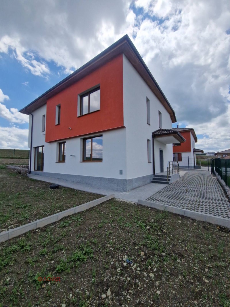 Till salu  Hus region Sofia , Prolesja , 235 kvm | 90257032 - bild [4]