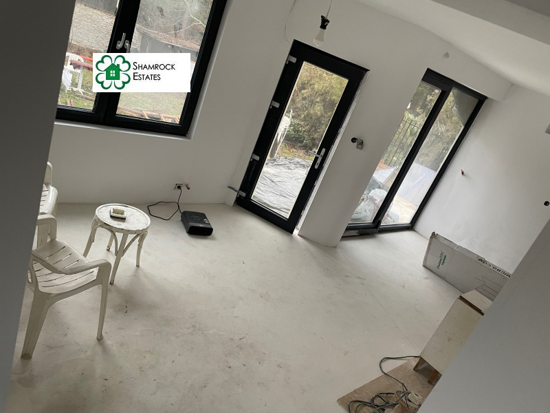 Продава КЪЩА, гр. София, с. Локорско, снимка 3 - Къщи - 53043060