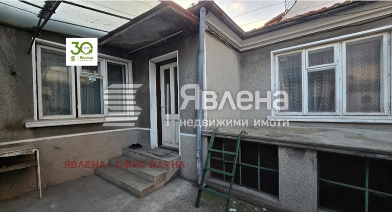 Продава КЪЩА, гр. Варна, Колхозен пазар, снимка 2 - Къщи - 54732389