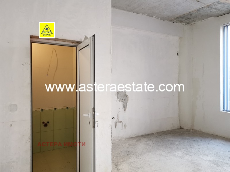 Продава МАГАЗИН, гр. Благоевград, Широк център, снимка 6 - Магазини - 55661028