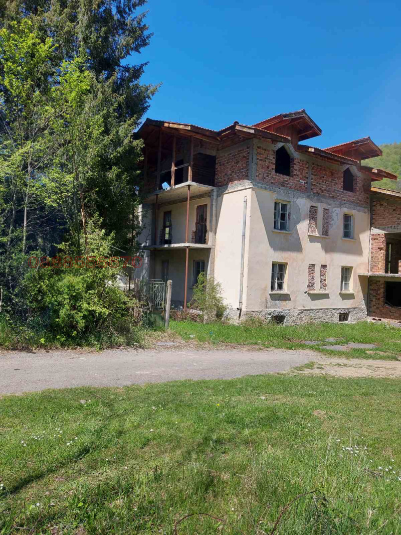 Продава ХОТЕЛ, гр. Тетевен, област Ловеч, снимка 6 - Хотели - 52785556