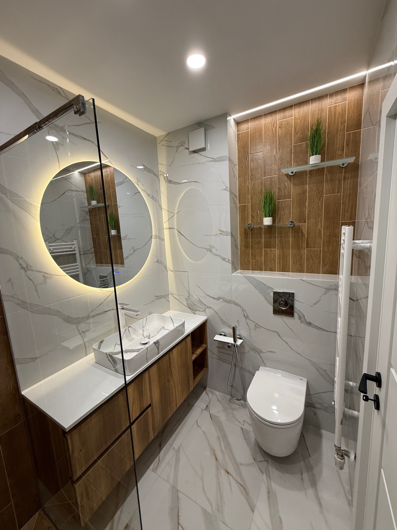 Продава 2-СТАЕН, гр. Перник, Изток, снимка 15 - Апартаменти - 56011451