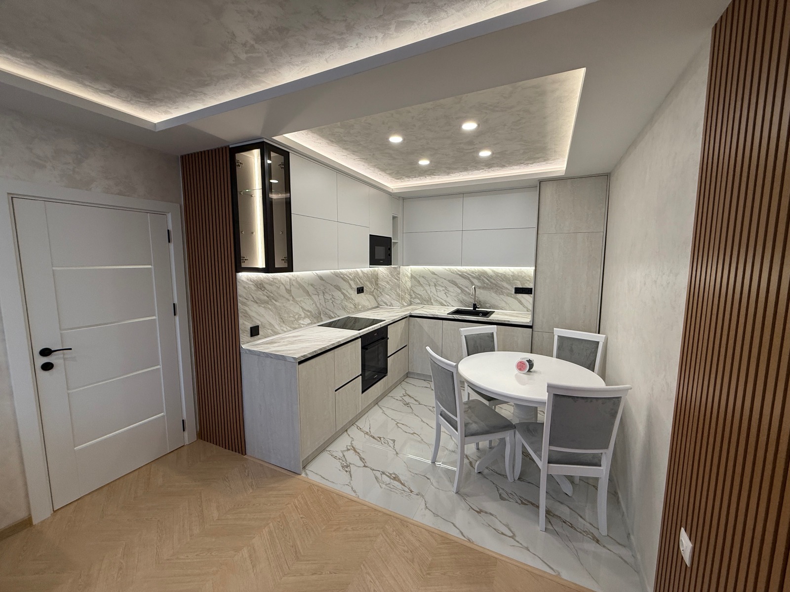 Продава 2-СТАЕН, гр. Перник, Изток, снимка 6 - Апартаменти - 56011451