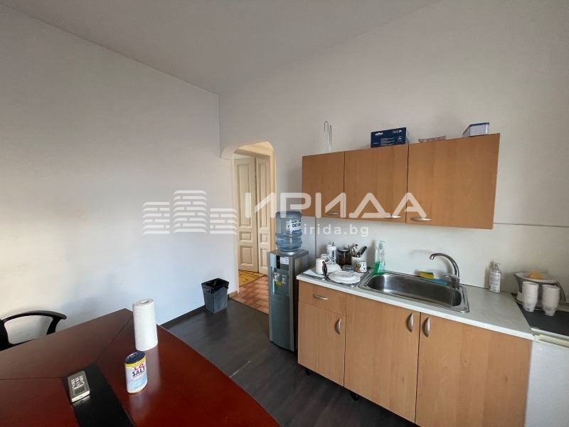 Продава 3-СТАЕН, гр. София, Оборище, снимка 3 - Апартаменти - 53819770