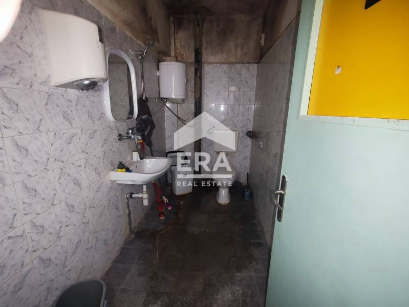 Продава  Офис град Ямбол , Център , 221 кв.м | 14592173 - изображение [6]