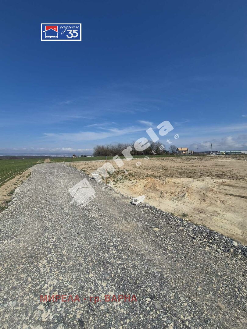 Продава ПАРЦЕЛ, гр. Варна, с. Звездица, снимка 2 - Парцели - 54023011