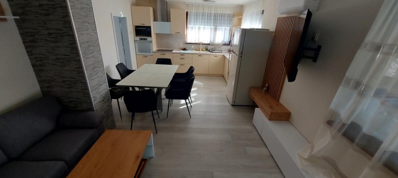 Продава ЕТАЖ ОТ КЪЩА в област Хасково, с. Минерални бани - 98 кв.м / 130 000 € » 254 257.90 лв., ИМОТИ-МИРА
