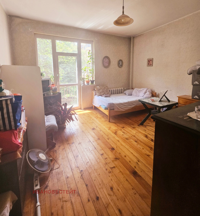 Продава  3-стаен град София , Център , 118 кв.м | 34457517