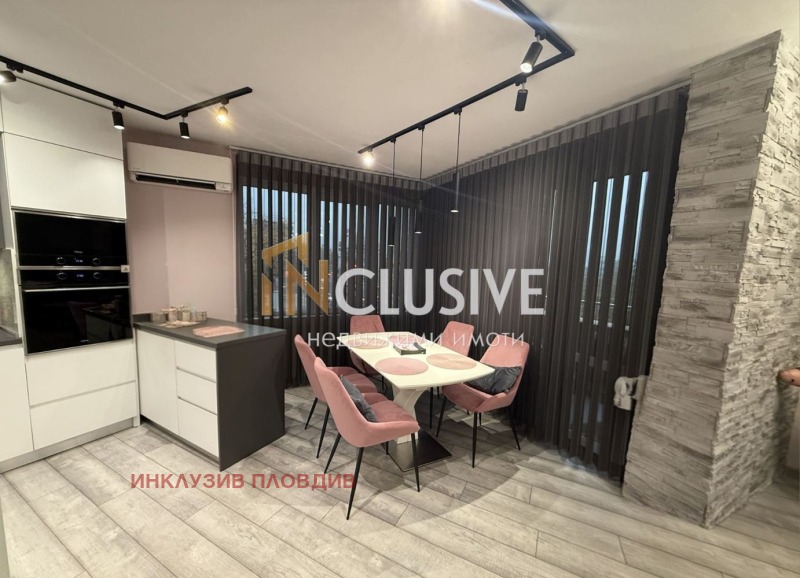 Продава 3-СТАЕН, гр. Пловдив, Център, снимка 2 - Апартаменти - 52350248