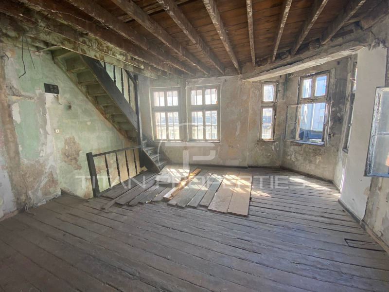 À venda  Casa Plovdiv , Centar , 150 m² | 86389339 - imagem [2]