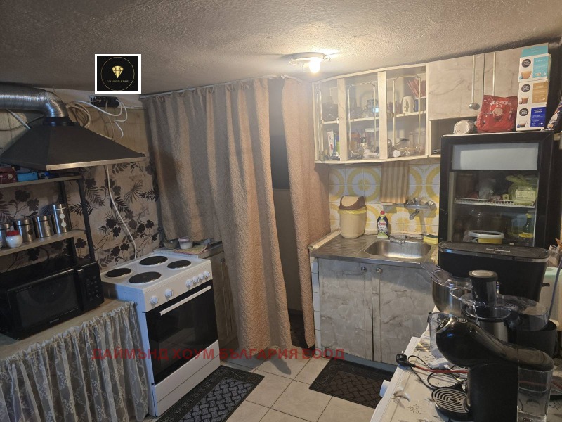 Продава КЪЩА, с. Труд, област Пловдив, снимка 9 - Къщи - 53230740