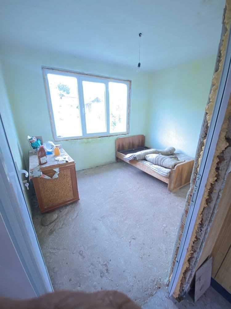 Продава КЪЩА, гр. Етрополе, област София област, снимка 14 - Къщи - 56131054