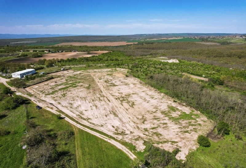 Продава ПАРЦЕЛ, с. Бенковски, област Варна