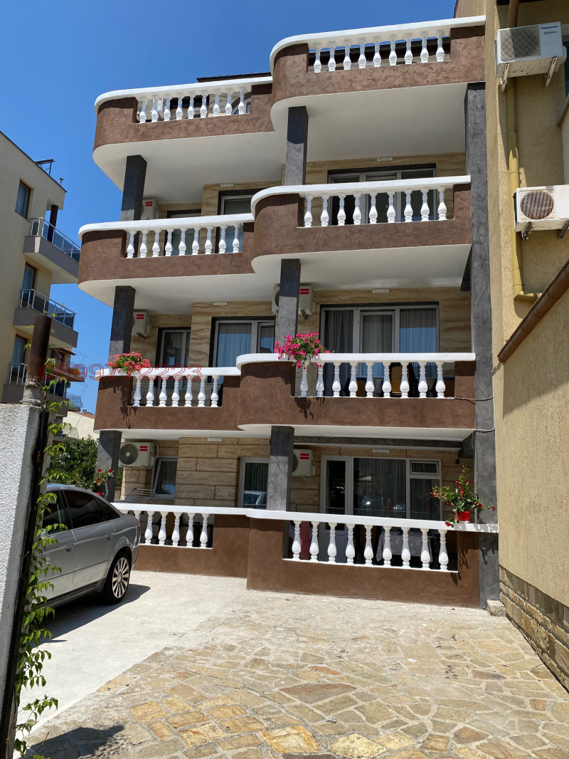 Продава КЪЩА в област Бургас, гр. Китен - 450 кв.м / 750 000 € » 1 466 872.50 лв.