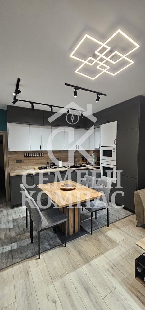 Продава 2-СТАЕН, гр. Пловдив, Остромила