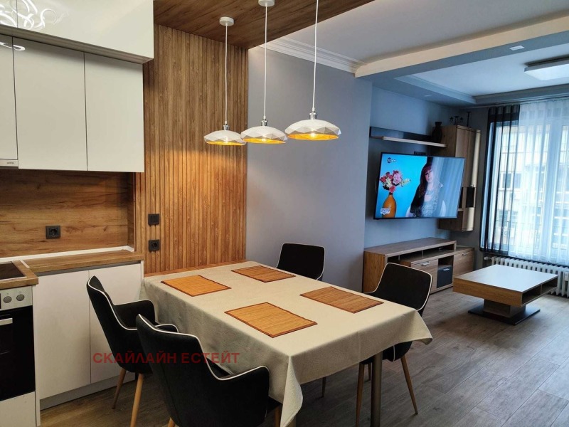 Продава 3-СТАЕН, гр. София, Център, снимка 5 - Апартаменти - 53532190