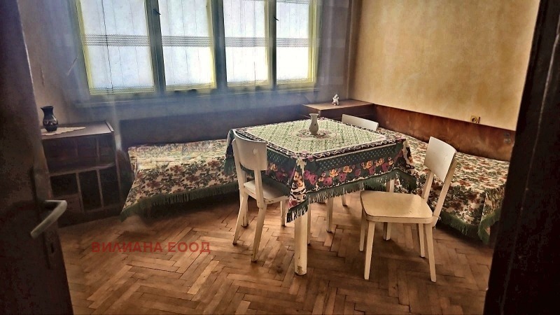 Продава 4-СТАЕН, гр. Горна Оряховица, област Велико Търново, снимка 2 - Апартаменти - 55329854