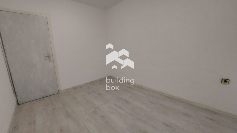 Na prodej  Kancelář Varna , Ljatno kino Trakija , 53 m2 | 52610374 - obraz [8]