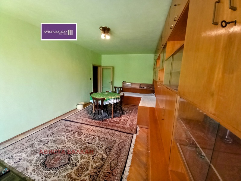 Продава ЕТАЖ ОТ КЪЩА, гр. София, Подуяне, снимка 2 - Етаж от къща - 53109280