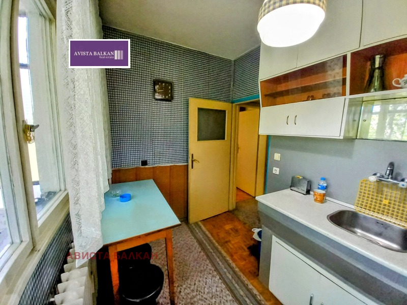 Продава ЕТАЖ ОТ КЪЩА, гр. София, Подуяне, снимка 3 - Етаж от къща - 53109280