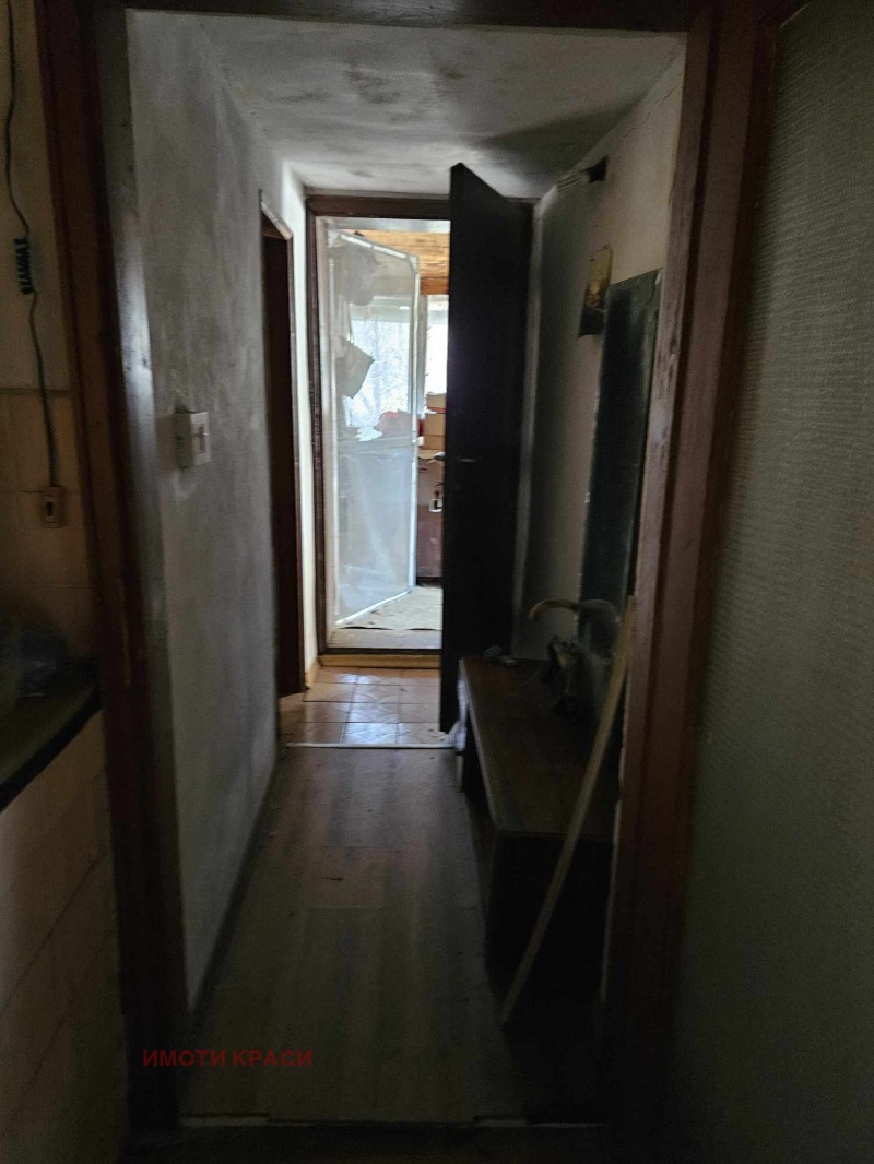 Продава  Къща, област Русе, с. Червена вода • 43 000 EUR • ID 85430534 — holmes.bg - [1] 