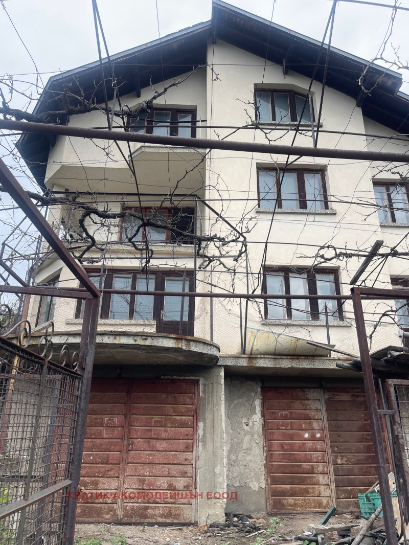 Продава КЪЩА, с. Боровец, област Кюстендил, снимка 2 - Къщи - 52734631