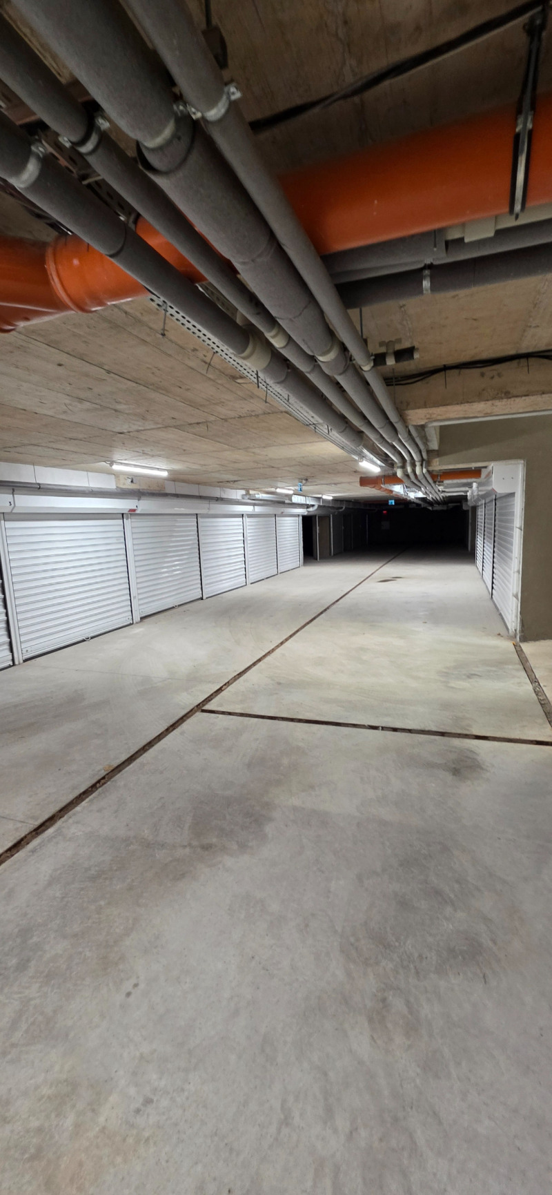 Продава ГАРАЖ, ПАРКОМЯСТО, гр. София, Връбница 1, снимка 5 - Гаражи и паркоместа - 52637429