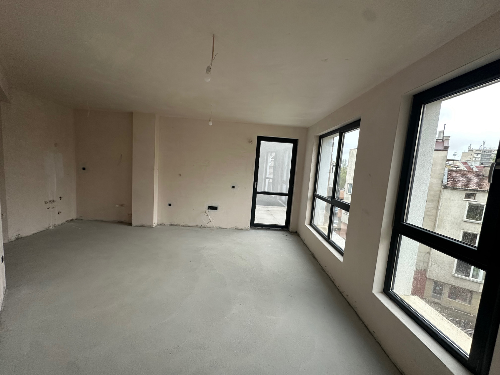 Продава 2-СТАЕН, гр. Пловдив, Център, снимка 2 - Апартаменти - 54361858