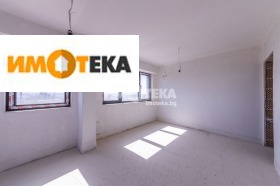 1 dormitorio Pobeda, Varna 1