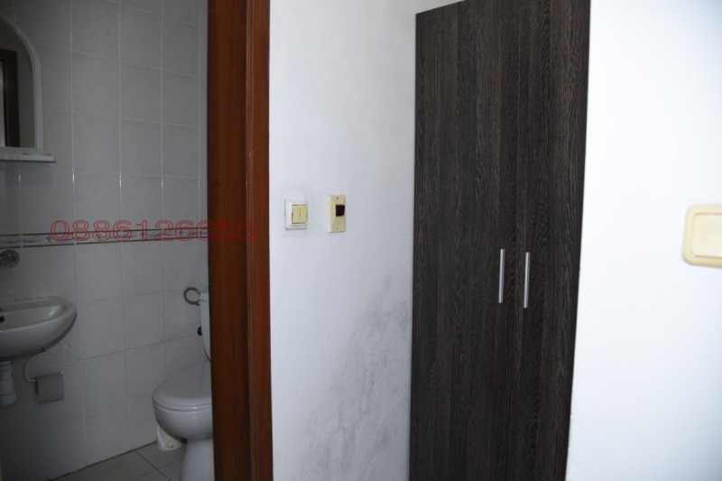 Myytävänä  Studio Varna , Pogrebi , 40 neliömetriä | 37036561 - kuva [4]