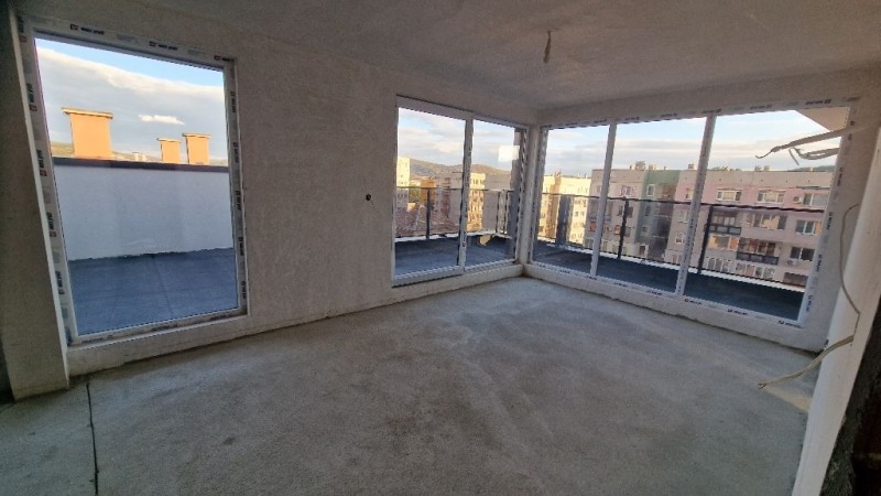 Продава  3-стаен област Пазарджик , гр. Панагюрище , 196 кв.м | 10583662 - изображение [5]