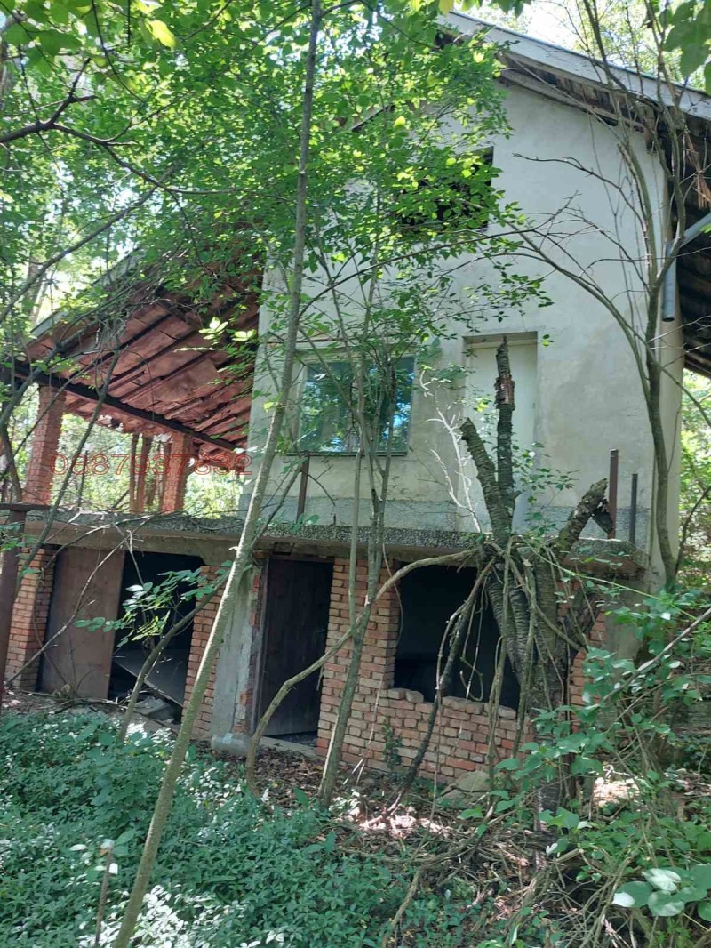 Продава ВИЛА, с. Николово, област Русе