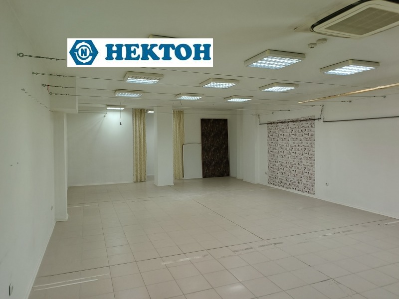 Na prodej  Prodejna Varna , Vazraždane 1 , 120 m2 | 60253124